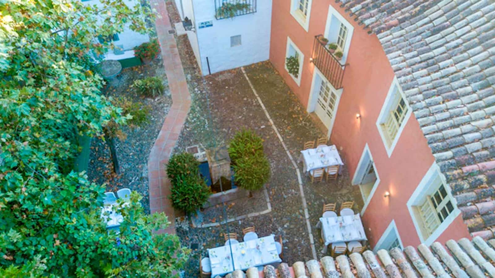 2 bedroom Townhouse for sale in Golden Mile - € 1,150,000 (Ref: 9437116)