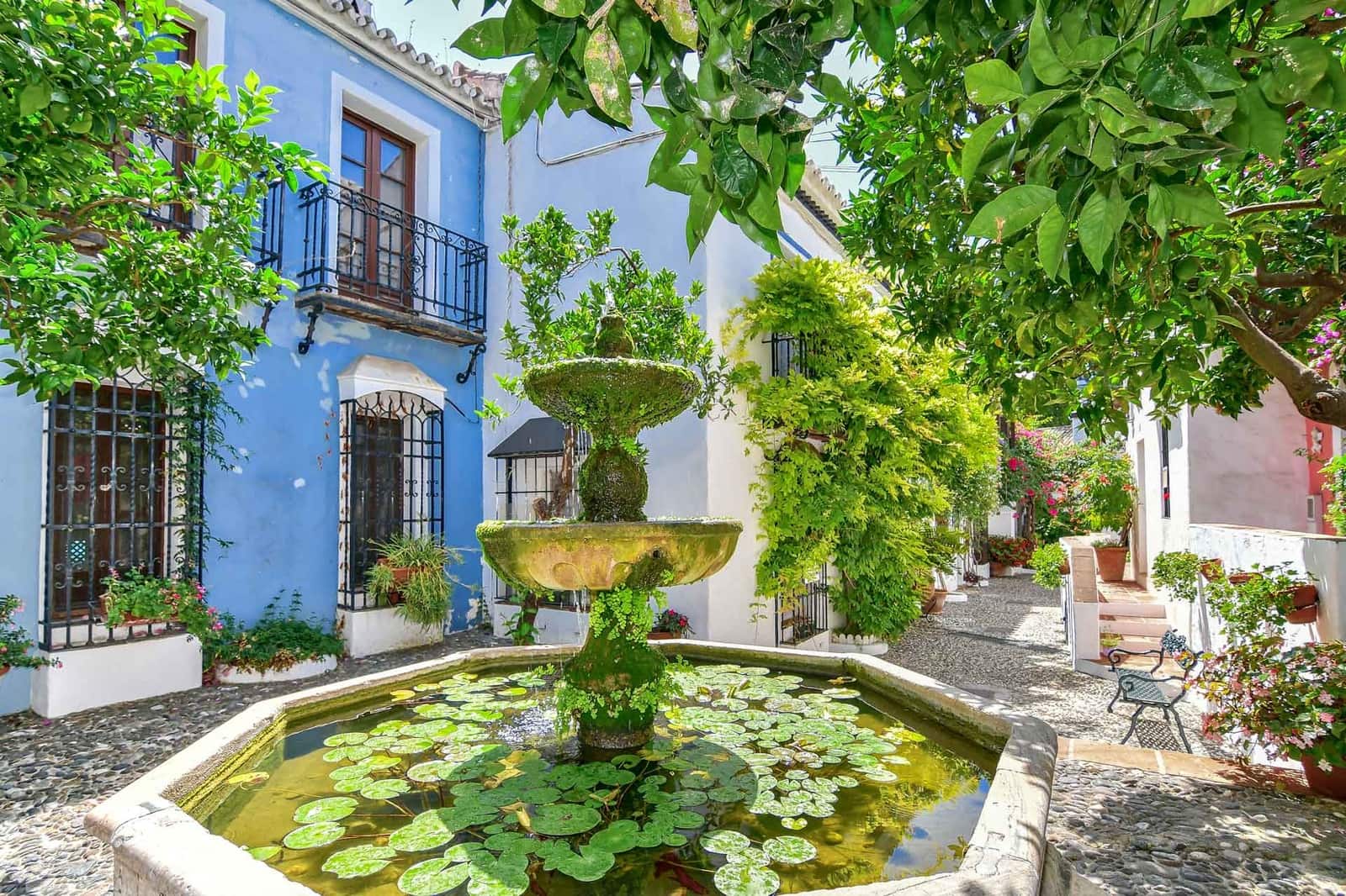 2 bedroom Townhouse for sale in Golden Mile - € 1,150,000 (Ref: 9437116)