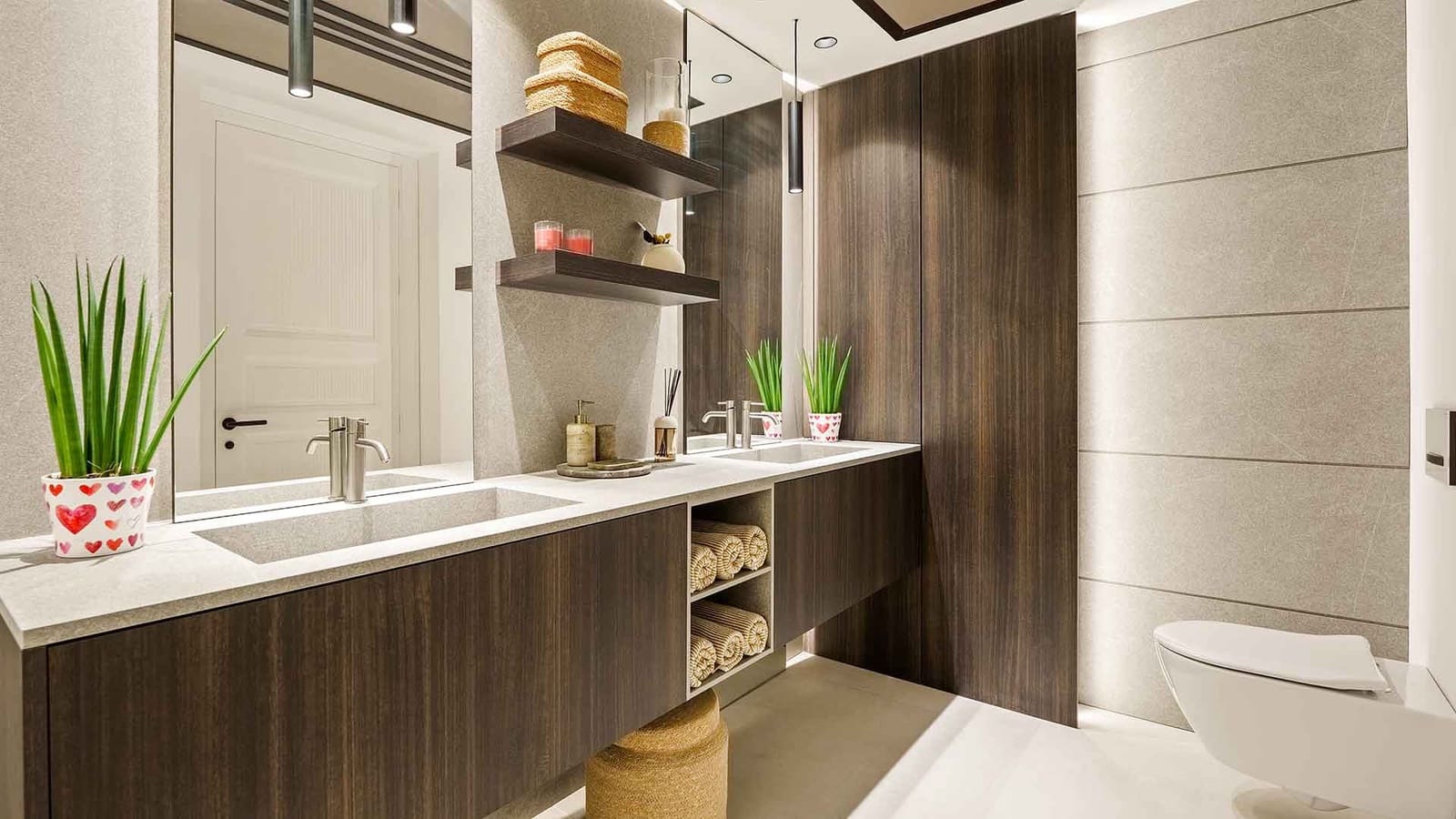 5 bedroom Villa for sale in La Quinta with pool - € 5,495,000 (Ref: 9439998)