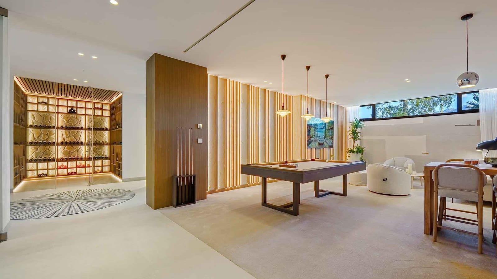 5 bedroom Villa for sale in La Quinta with pool - € 5,495,000 (Ref: 9439998)