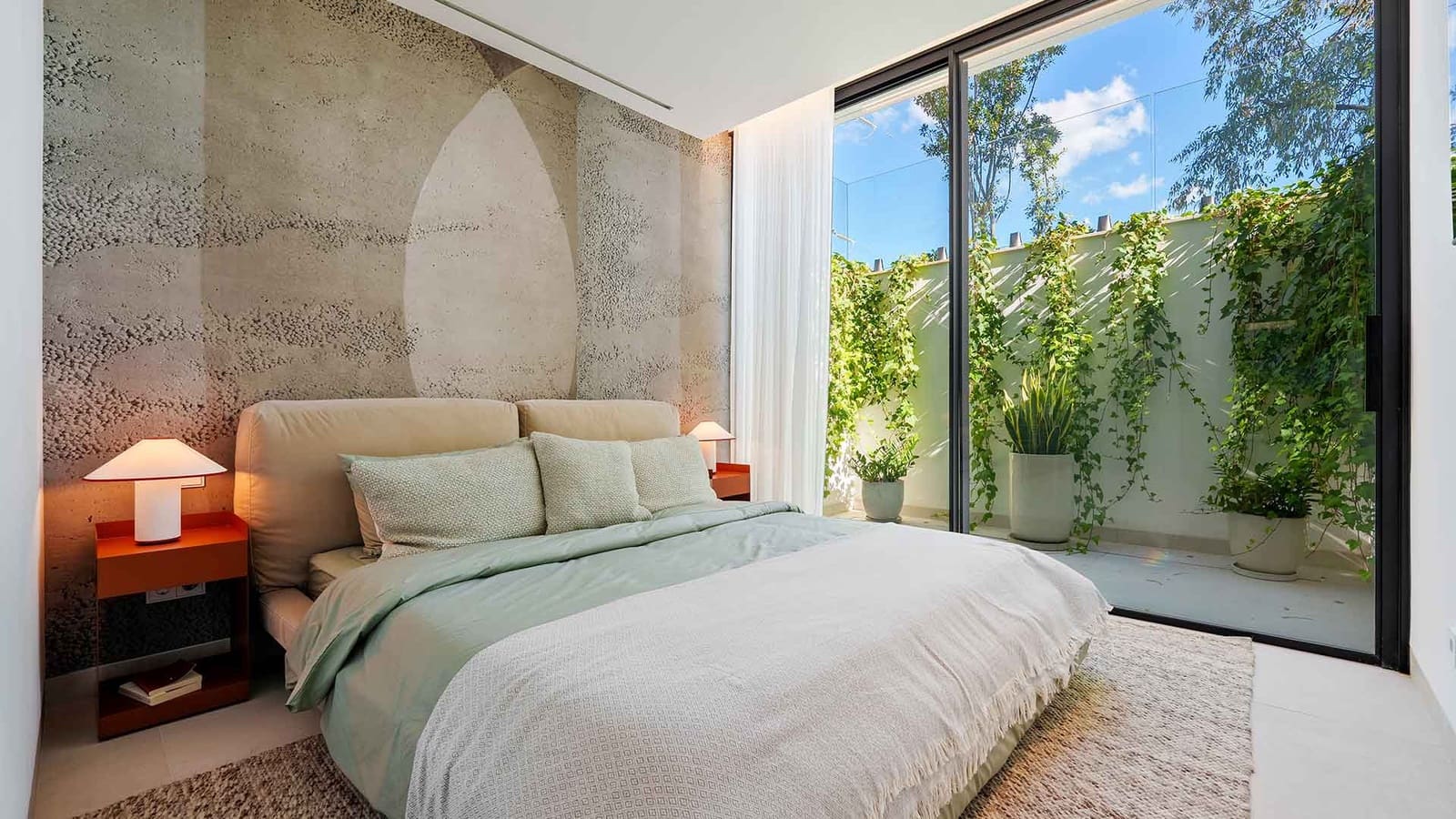 5 bedroom Villa for sale in La Quinta with pool - € 5,495,000 (Ref: 9439998)