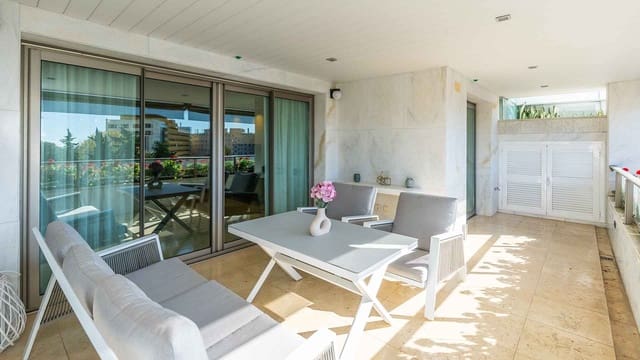 3 soverom Leilighet til salgs i Lomas De Marbella, Marbella med svømmebasseng - € 1 543 000 (Ref: 9448874)