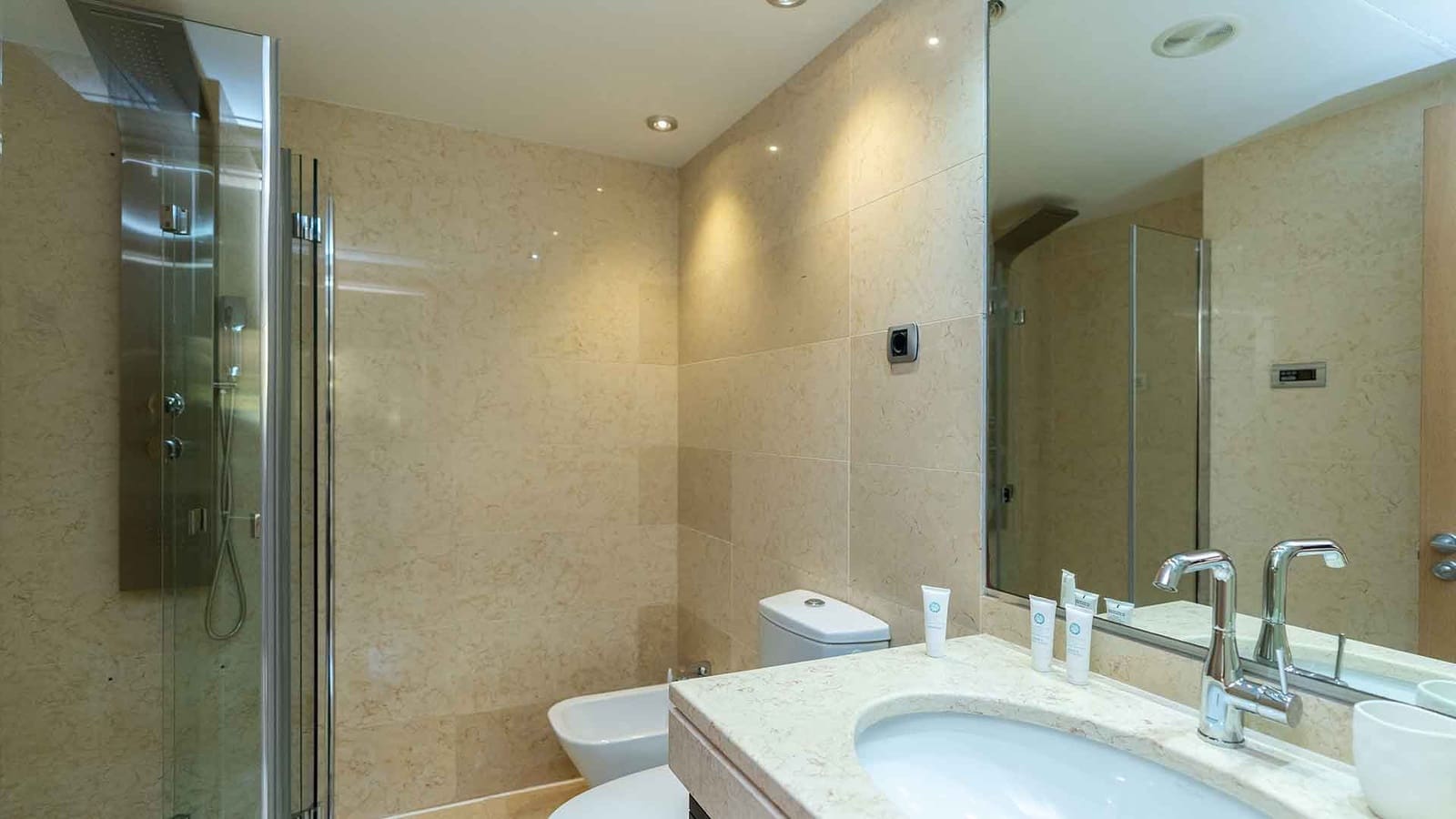 3 soverom Leilighet til salgs i Golden Mile med svømmebasseng - € 1 543 000 (Ref: 9448874)