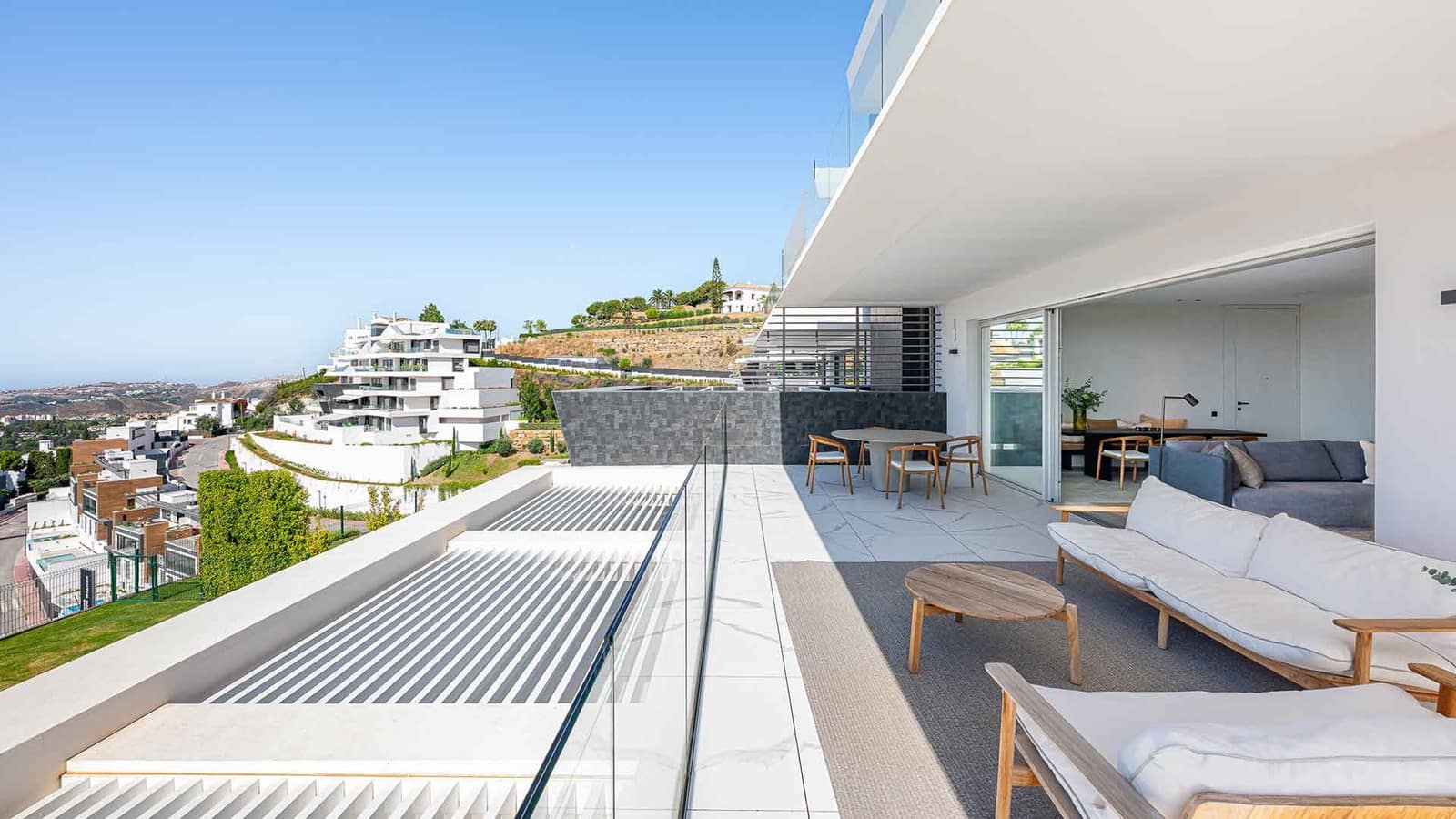 3 makuuhuone Huoneisto myytävänä paikassa Benahavis mukana uima-altaan - 1 950 000 € (Ref: 9450240)