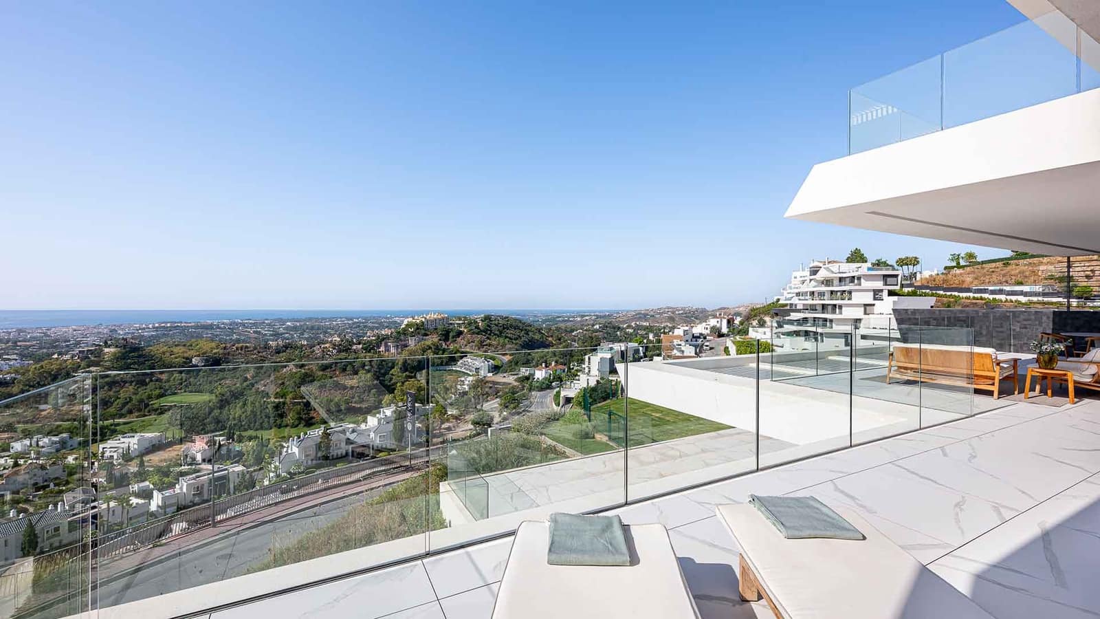 3 makuuhuone Huoneisto myytävänä paikassa Benahavis mukana uima-altaan - 1 950 000 € (Ref: 9450240)