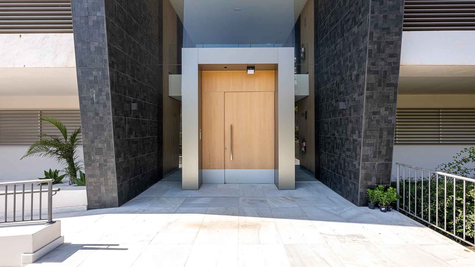 3 makuuhuone Huoneisto myytävänä paikassa Benahavis mukana uima-altaan - 1 950 000 € (Ref: 9450240)