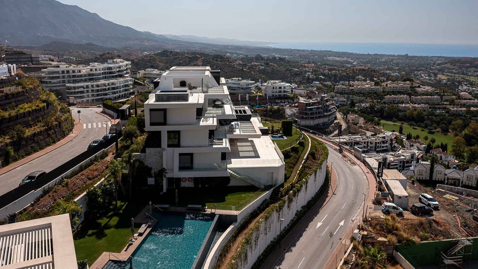 3 makuuhuone Huoneisto myytävänä paikassa Benahavis mukana uima-altaan - 1 950 000 € (Ref: 9450240)