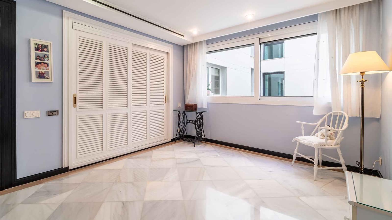 Apartamento de 4 habitaciones en Marbella en venta con piscina - 2.650.000 € (Ref: 9497044)