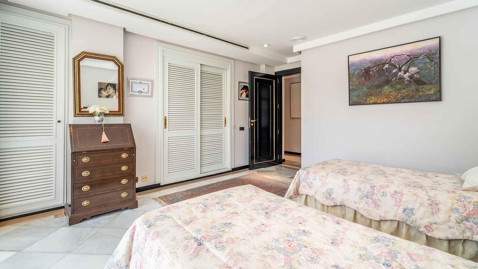 Apartamento de 4 habitaciones en Marbella en venta con piscina - 2.650.000 € (Ref: 9497044)