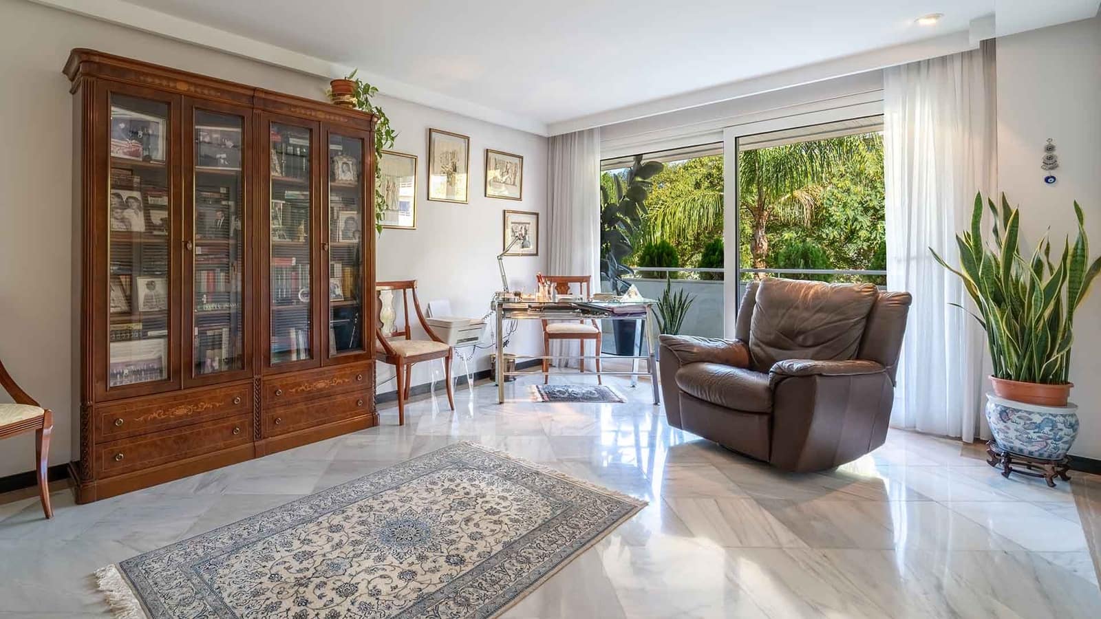 Apartamento de 4 habitaciones en Marbella en venta con piscina - 2.650.000 € (Ref: 9497044)