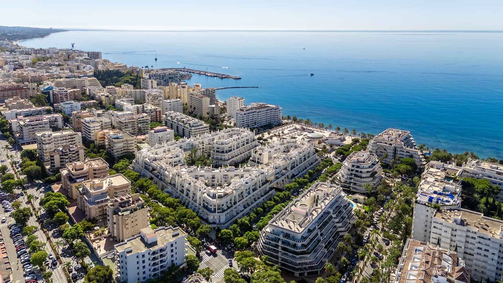 Apartamento de 4 habitaciones en Marbella en venta con piscina - 2.650.000 € (Ref: 9497044)