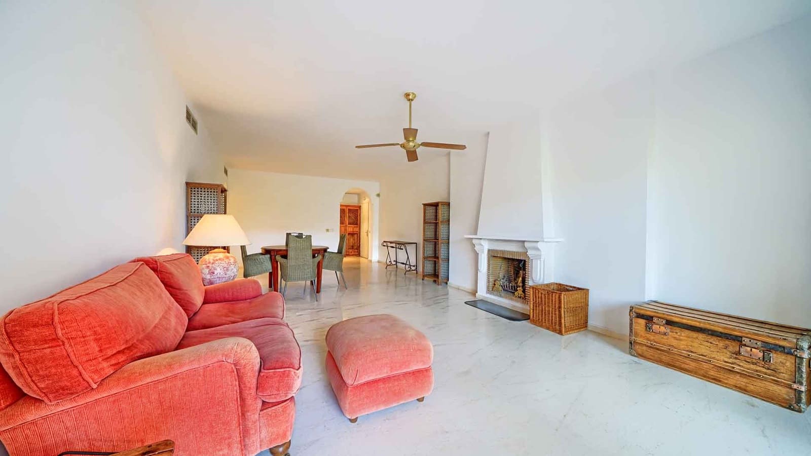 2 chambre Appartement à vendre à Estepona avec piscine - 390 000 € (Ref: 9530376)