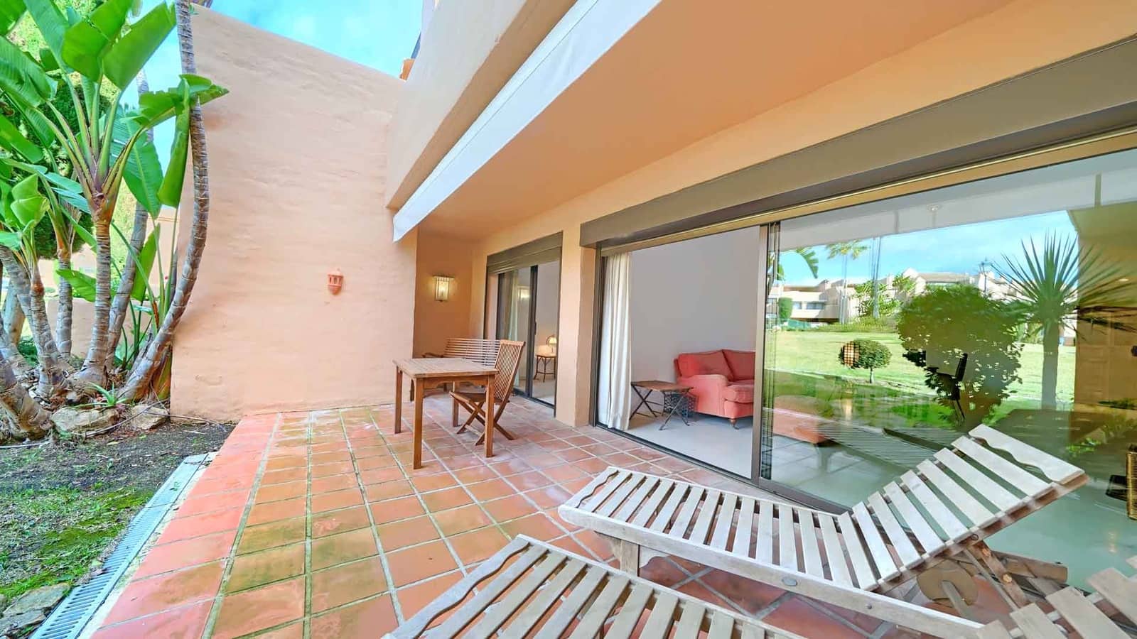2 chambre Appartement à vendre à Estepona avec piscine - 390 000 € (Ref: 9530376)
