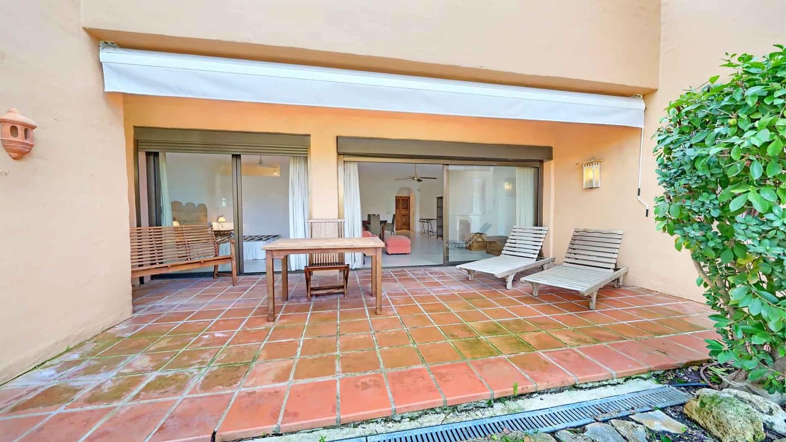 2 chambre Appartement à vendre à Estepona avec piscine - 390 000 € (Ref: 9530376)