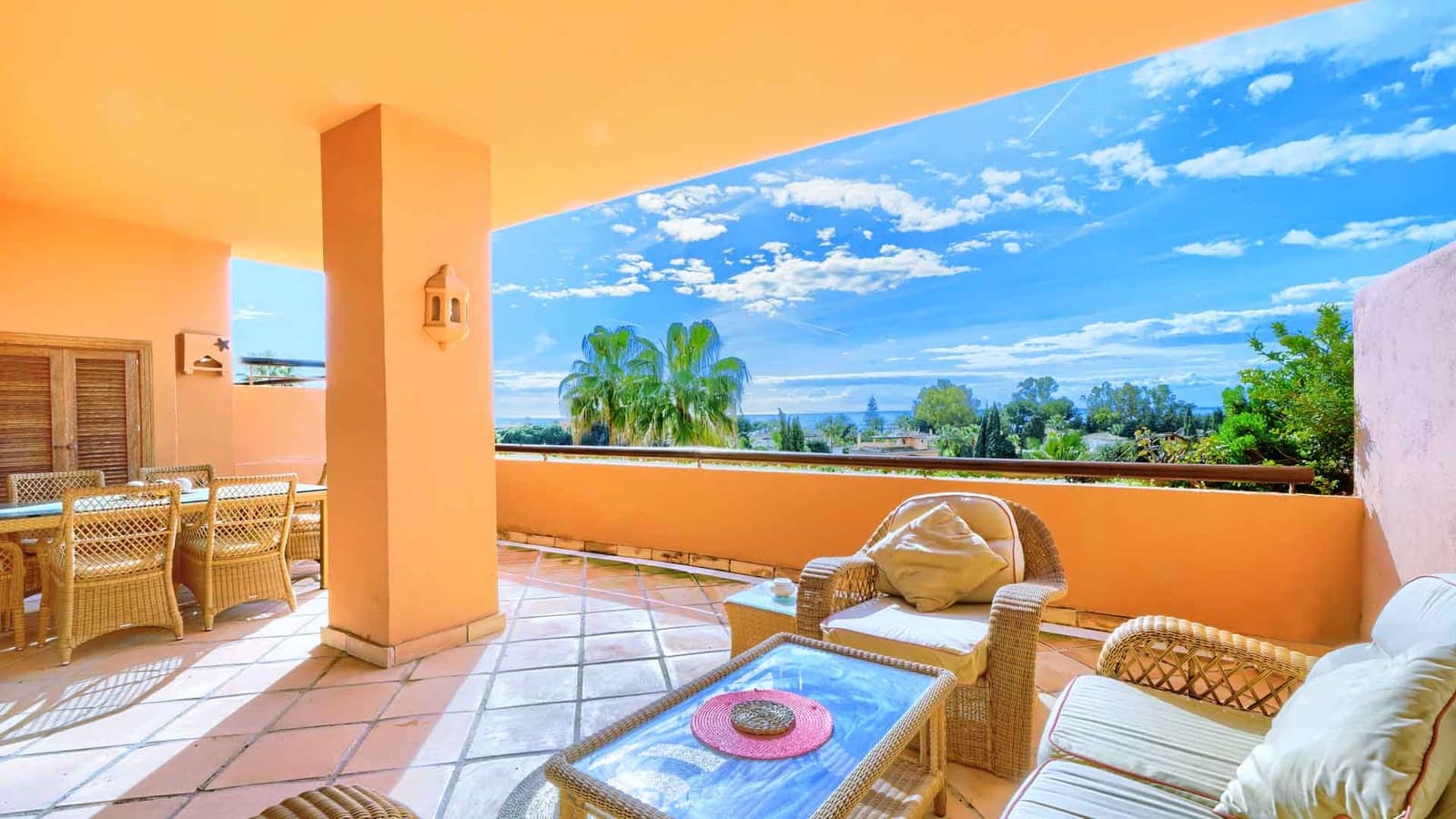 3 chambre Penthouse à vendre à Elviria avec piscine - 1 650 000 € (Ref: 9530377)