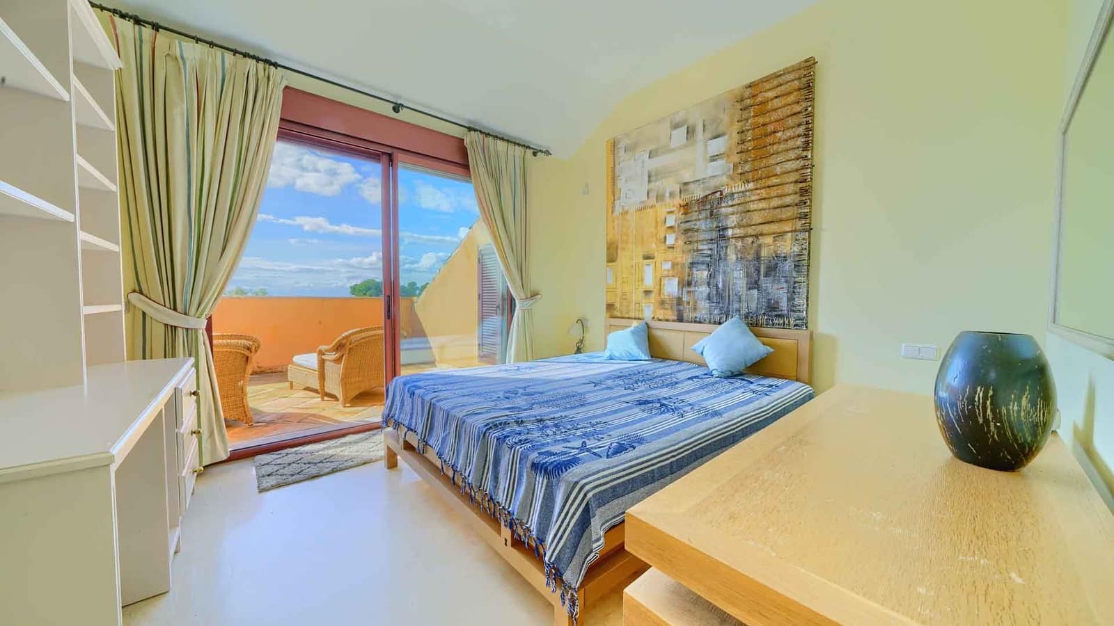 3 chambre Penthouse à vendre à Elviria avec piscine - 1 650 000 € (Ref: 9530377)