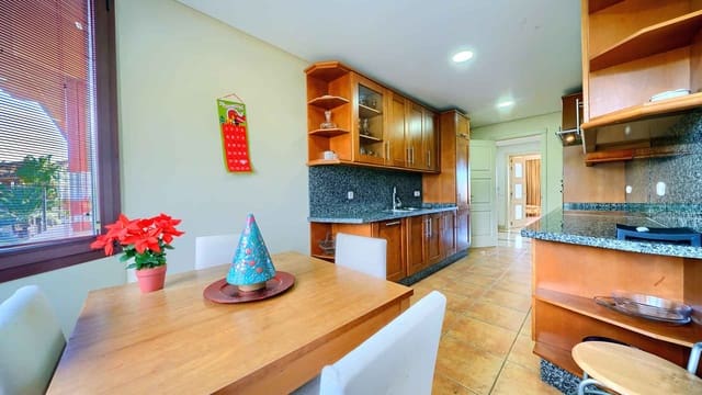 3 chambre Penthouse à vendre à Elviria, Marbella avec piscine - 1 650 000 € (Ref: 9530377)