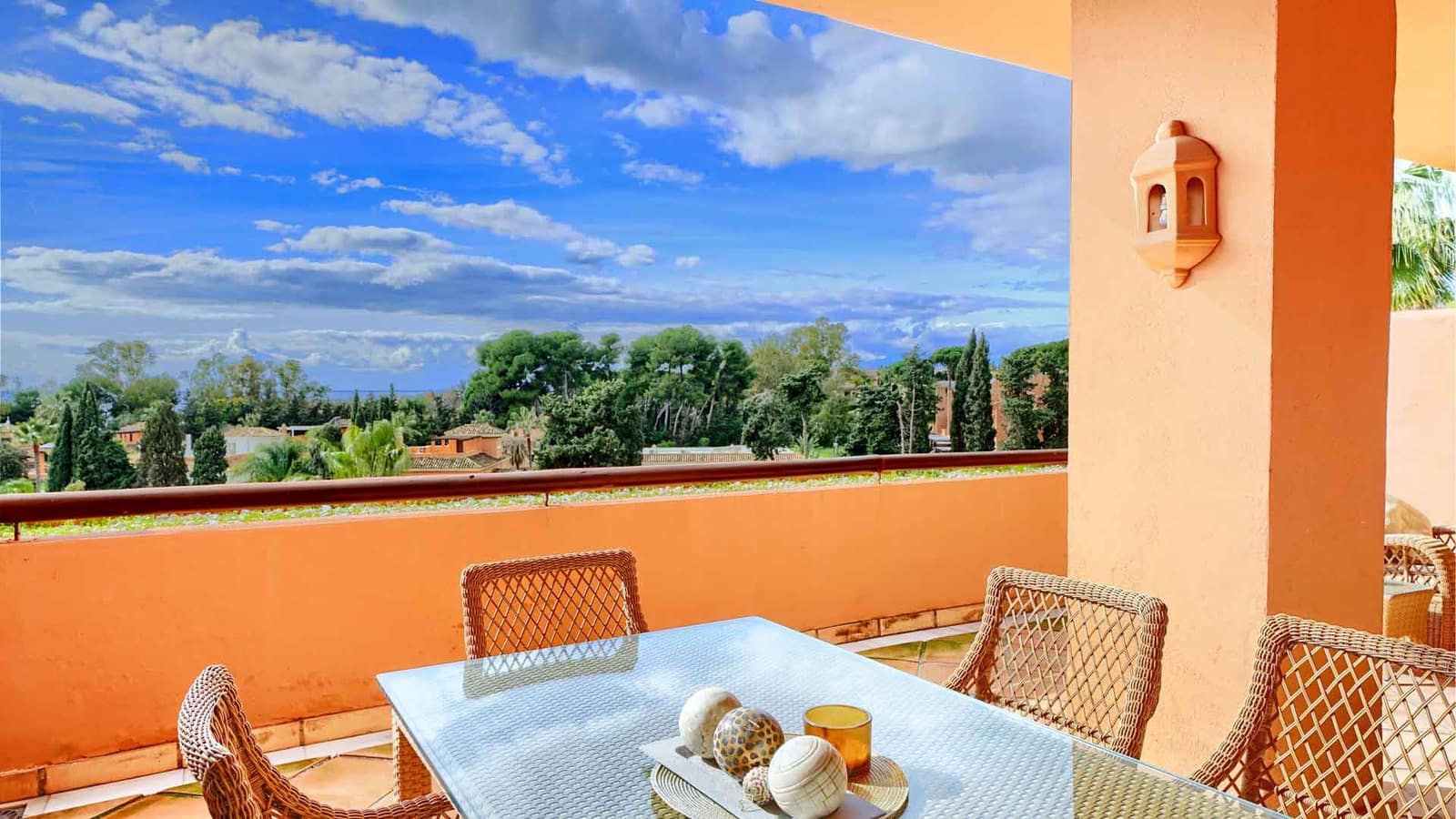 3 chambre Penthouse à vendre à Elviria avec piscine - 1 650 000 € (Ref: 9530377)