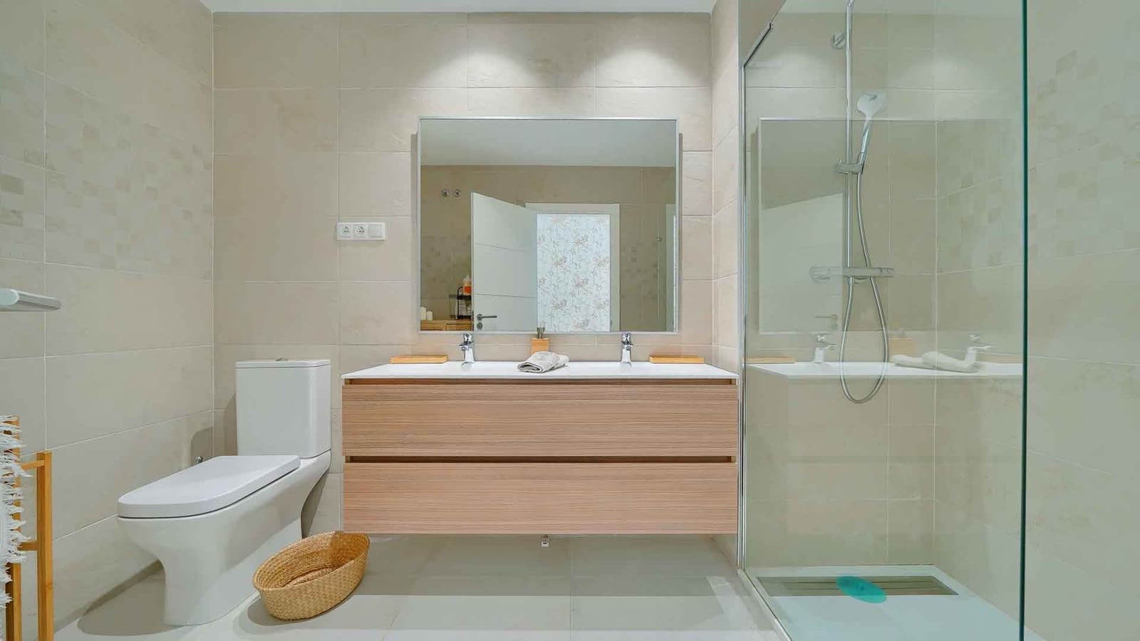 2 Zimmer Apartment zu verkaufen in Estepona mit Pool - 570.000 € (Ref: 9543454)