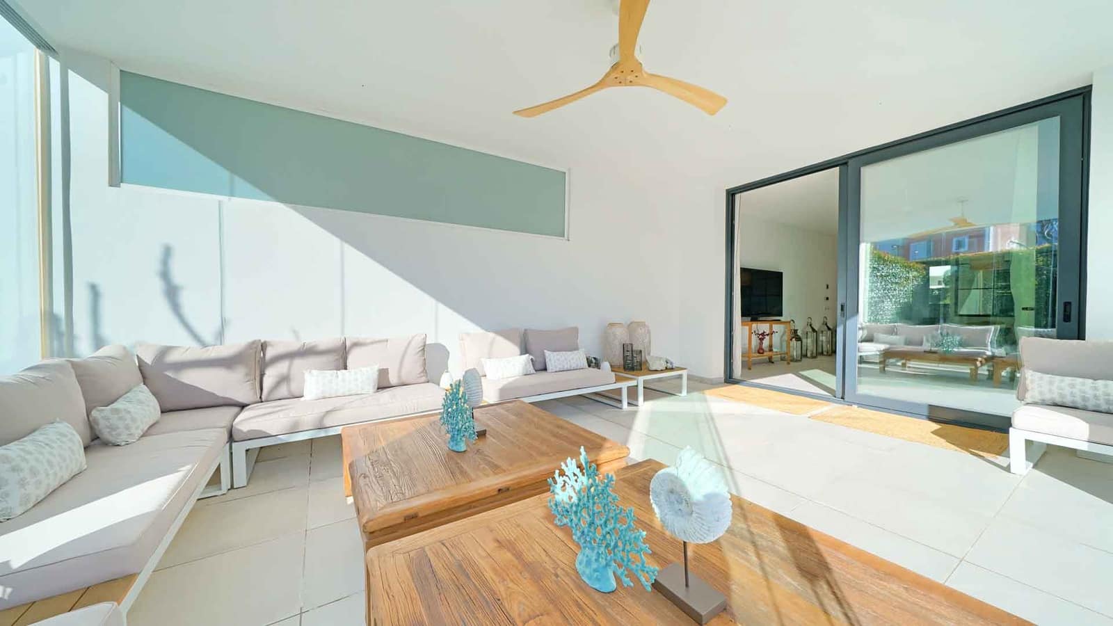 2 Zimmer Apartment zu verkaufen in Estepona mit Pool - 570.000 € (Ref: 9543454)