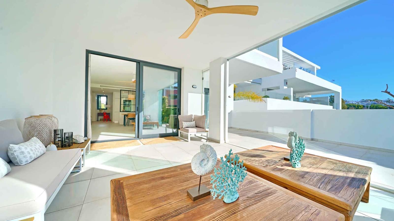 2 Zimmer Apartment zu verkaufen in Estepona mit Pool - 570.000 € (Ref: 9543454)