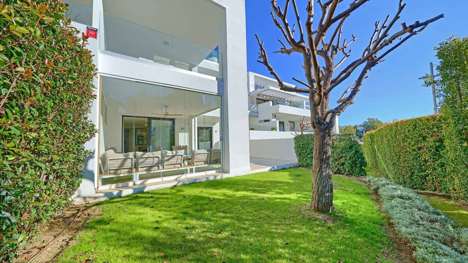 2 Zimmer Apartment zu verkaufen in Estepona mit Pool - 570.000 € (Ref: 9543454)