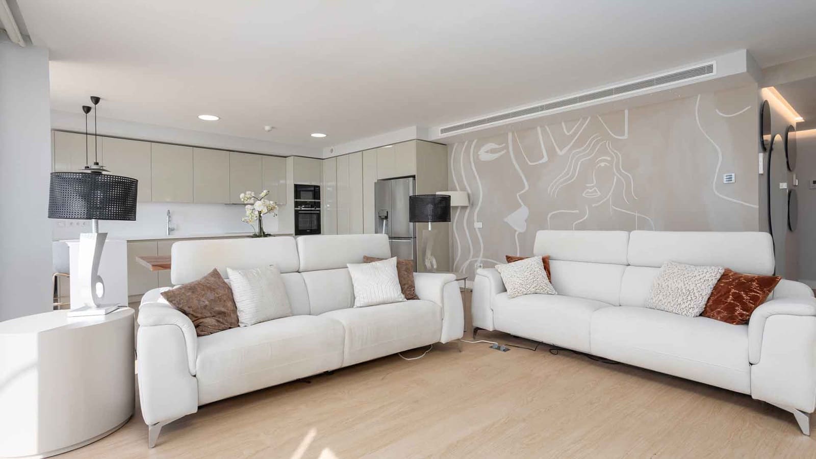 4 chambre Appartement à vendre à Estepona avec piscine - 1 350 000 € (Ref: 9547913)