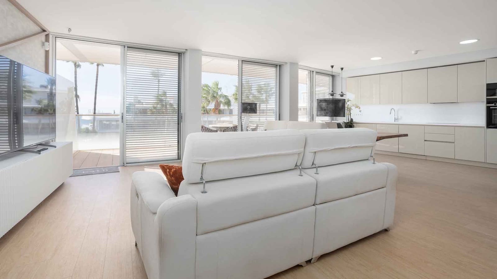 4 chambre Appartement à vendre à Estepona avec piscine - 1 350 000 € (Ref: 9547913)
