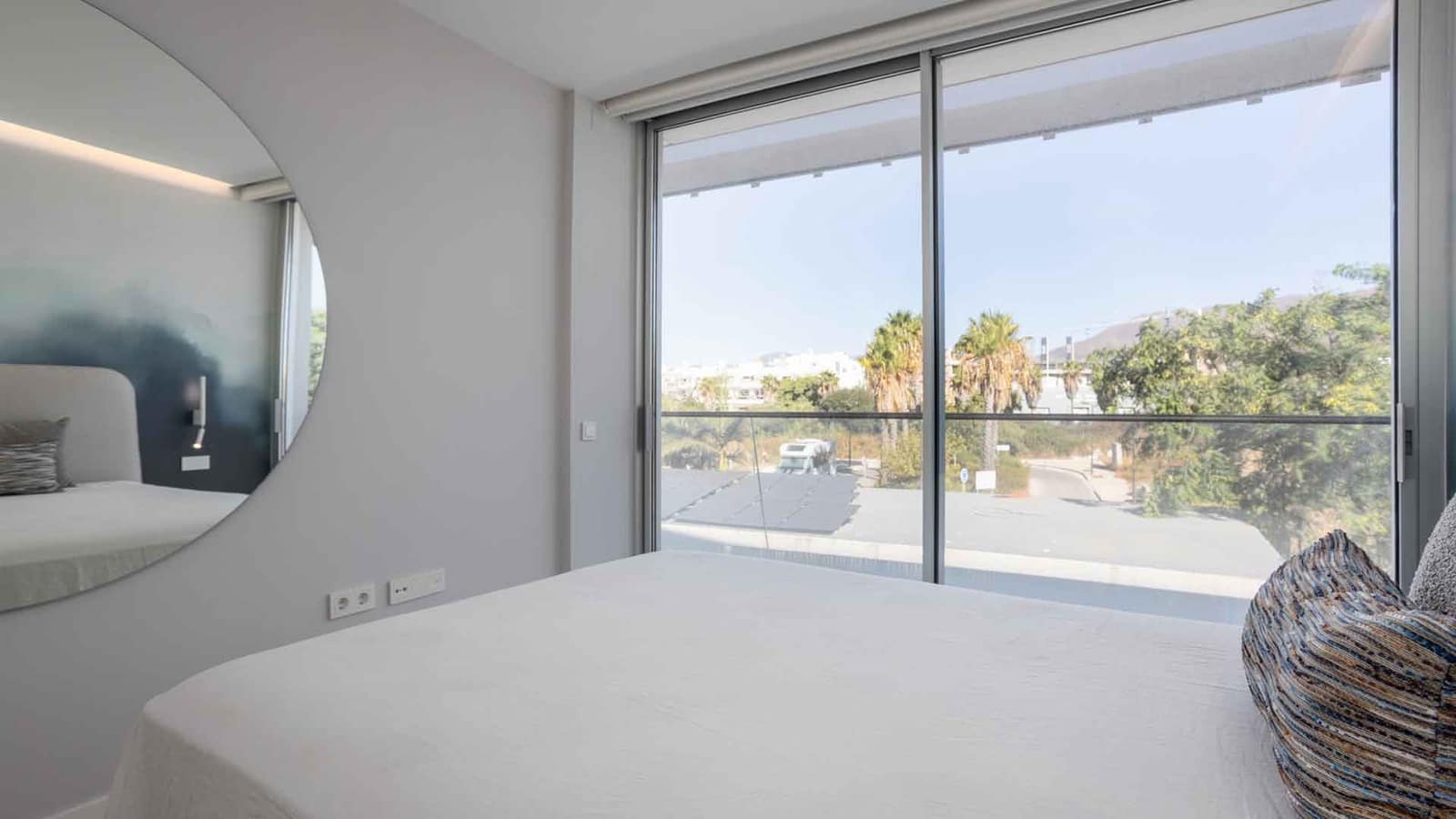 4 chambre Appartement à vendre à Estepona avec piscine - 1 350 000 € (Ref: 9547913)