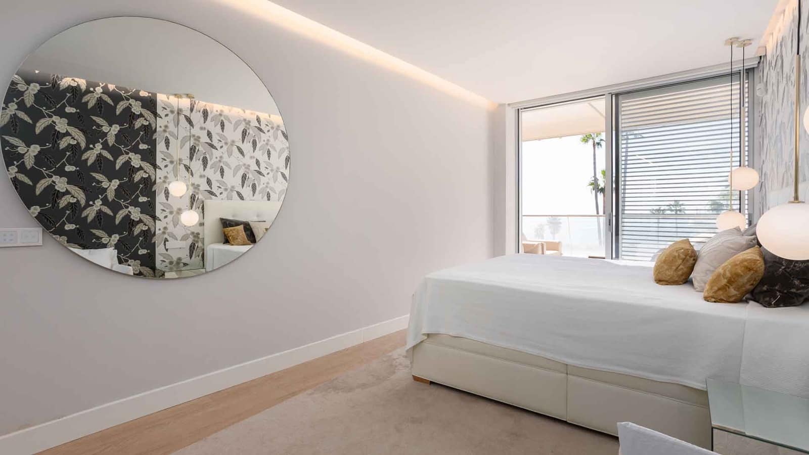 4 chambre Appartement à vendre à Estepona avec piscine - 1 350 000 € (Ref: 9547913)