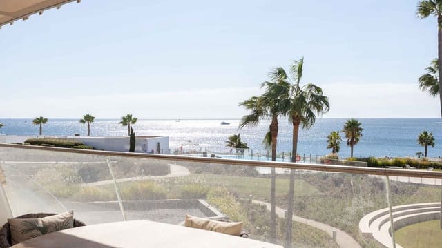 4 chambre Appartement à vendre à Centro, Estepona avec piscine - 1 350 000 € (Ref: 9547913)