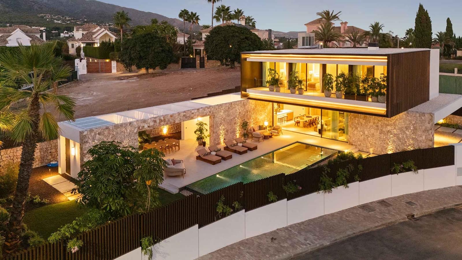 5 soveværelse Villa til salg i Golden Mile med swimmingpool - € 5.995.000 (Ref: 9555580)