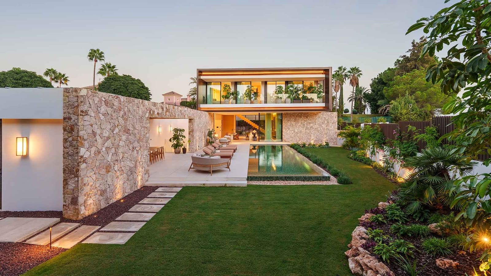 5 soveværelse Villa til salg i Golden Mile med swimmingpool - € 5.995.000 (Ref: 9555580)