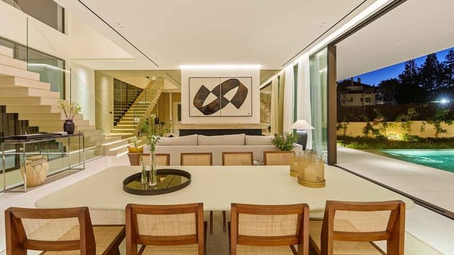 5 Zimmer Villa zu verkaufen in Lomas De Marbella, Marbella mit Pool - 5.995.000 € (Ref: 9555580)