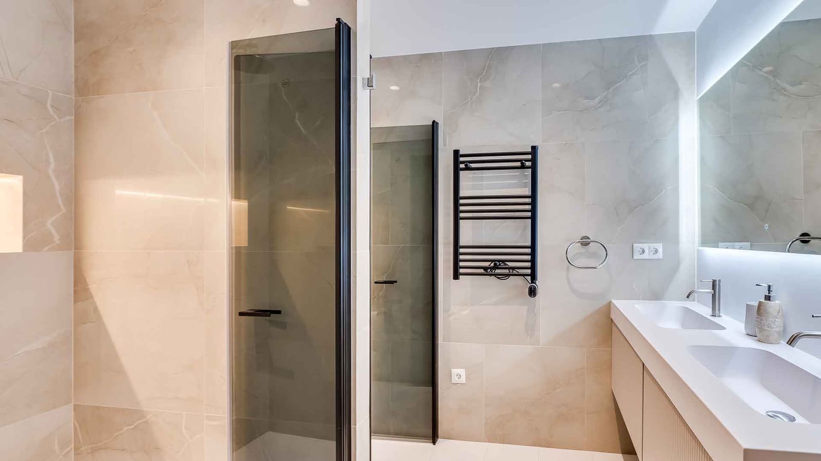 3 soverom Leilighet til salgs i Golden Mile med svømmebasseng - € 1 595 000 (Ref: 9570999)