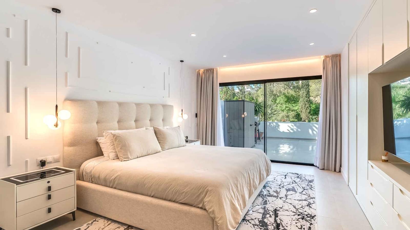 3 soverom Leilighet til salgs i Golden Mile med svømmebasseng - € 1 595 000 (Ref: 9570999)