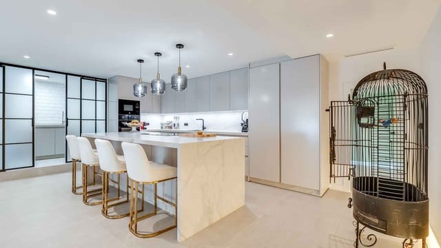 3 soverom Leilighet til salgs i Lomas De Marbella, Marbella med svømmebasseng - € 1 595 000 (Ref: 9570999)