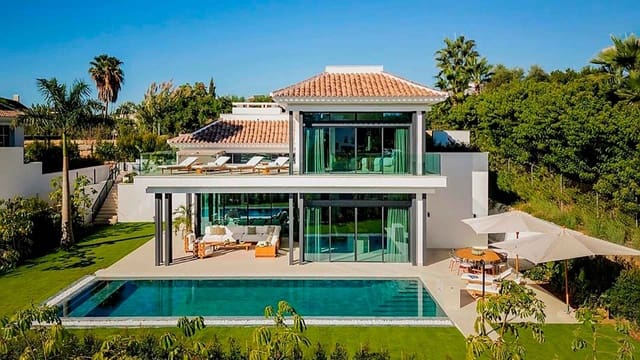 4 sovrum Villa till salu i Lomas De Marbella, Marbella med pool - 5 400 000 € (Ref: 9574492)