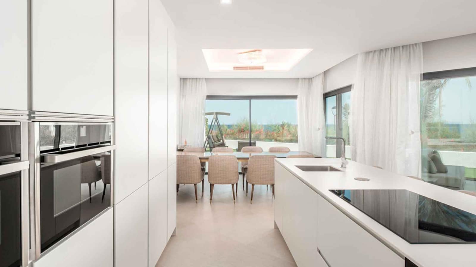 3 soveværelse Byhus til salg i Estepona med swimmingpool - € 3.450.000 (Ref: 9599441)