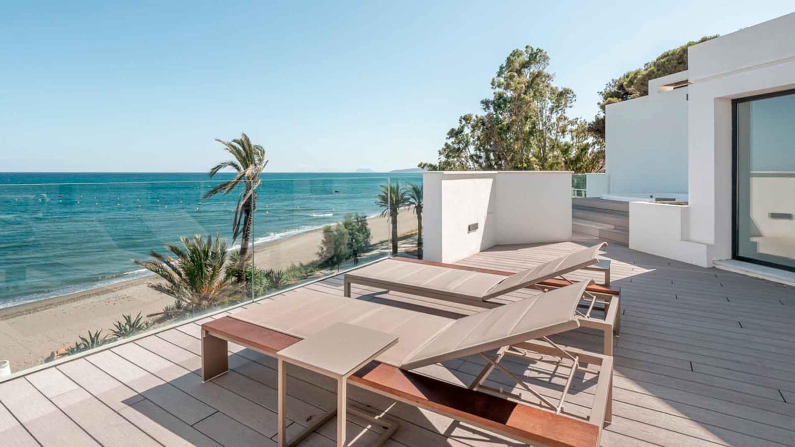 3 soveværelse Byhus til salg i Estepona med swimmingpool - € 3.450.000 (Ref: 9599441)