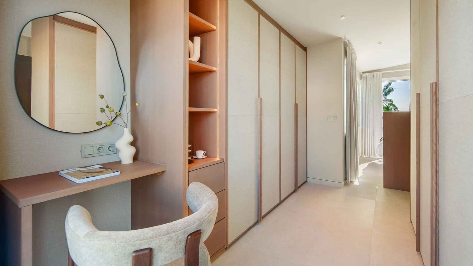 4 slaapkamer Halfvrijstaande villa te koop in Golden Mile met zwembad - € 2.595.000 (Ref: 9599442)