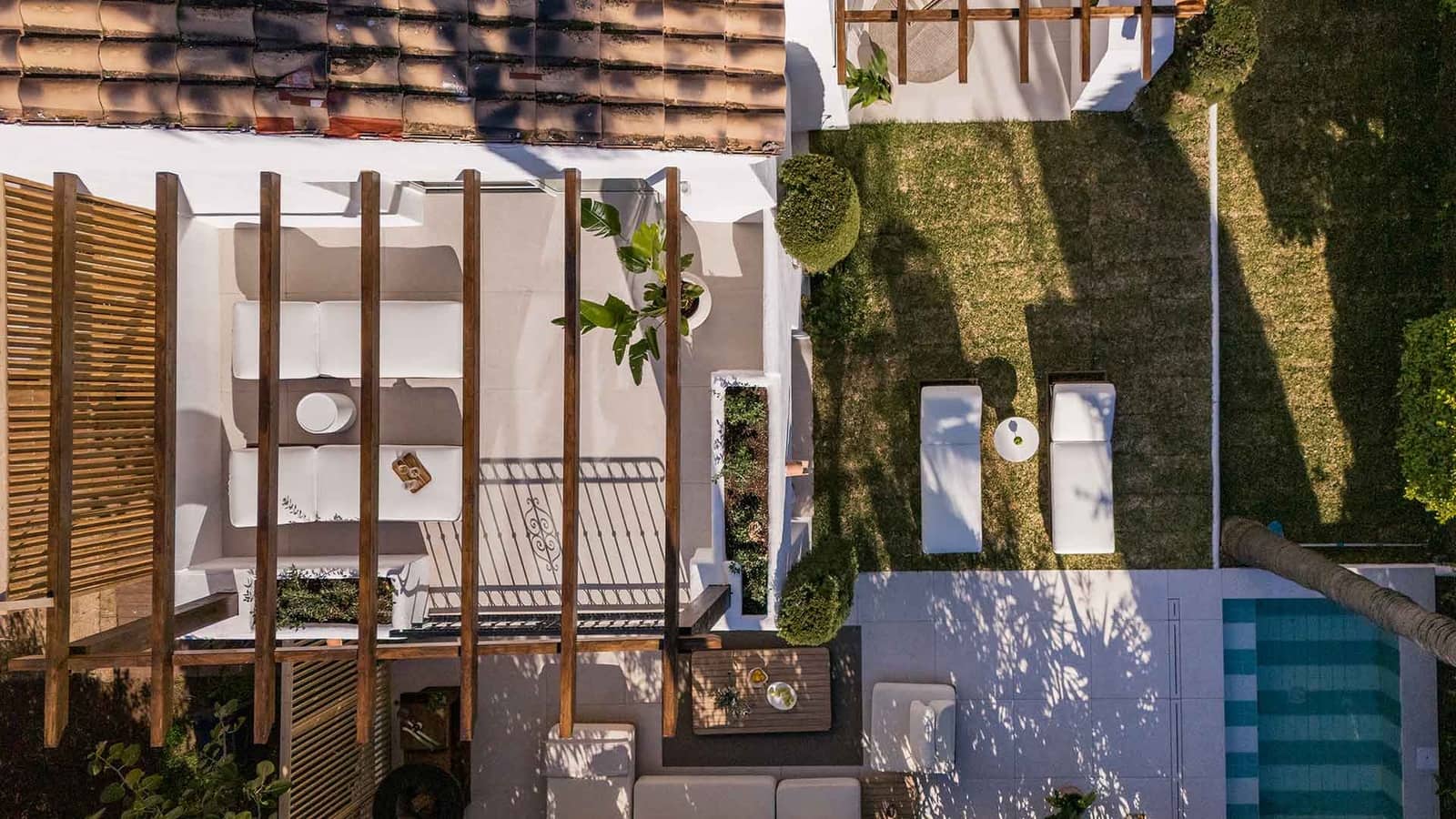 4 slaapkamer Halfvrijstaande villa te koop in Golden Mile met zwembad - € 2.595.000 (Ref: 9599442)