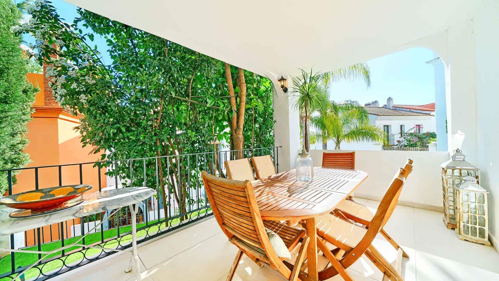 3 bedroom Townhouse for sale in Benahavis with pool - € 749,000 (Ref: 9611365)