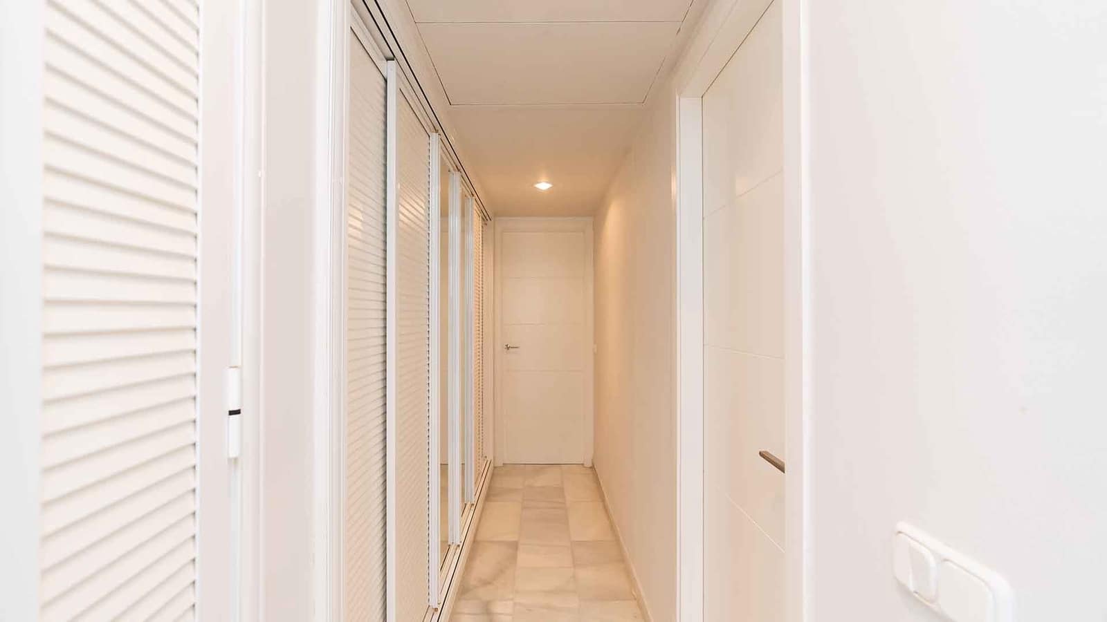 1 bedroom Apartment for sale in Golden Mile with pool - € 1,200,000 (Ref: 9619412)