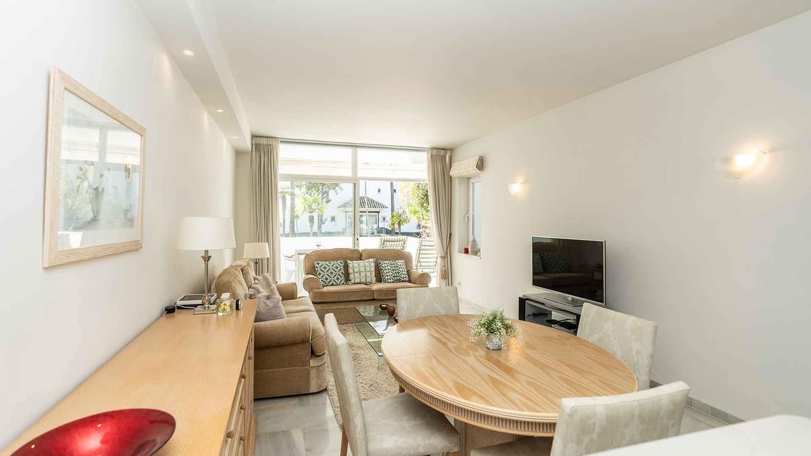 1 bedroom Apartment for sale in Golden Mile with pool - € 1,200,000 (Ref: 9619412)