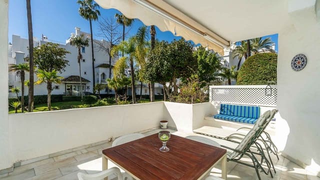1 bedroom Apartment for sale in Lomas De Marbella, Marbella with pool - € 1,200,000 (Ref: 9619412)