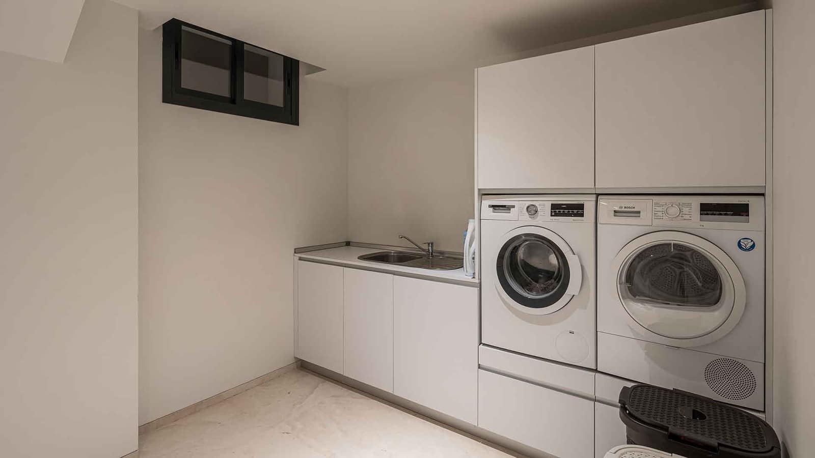 6 sypialnia Willa na sprzedaż w Nueva Andalucia z basenem - 3 980 000 € (Ref: 9625799)