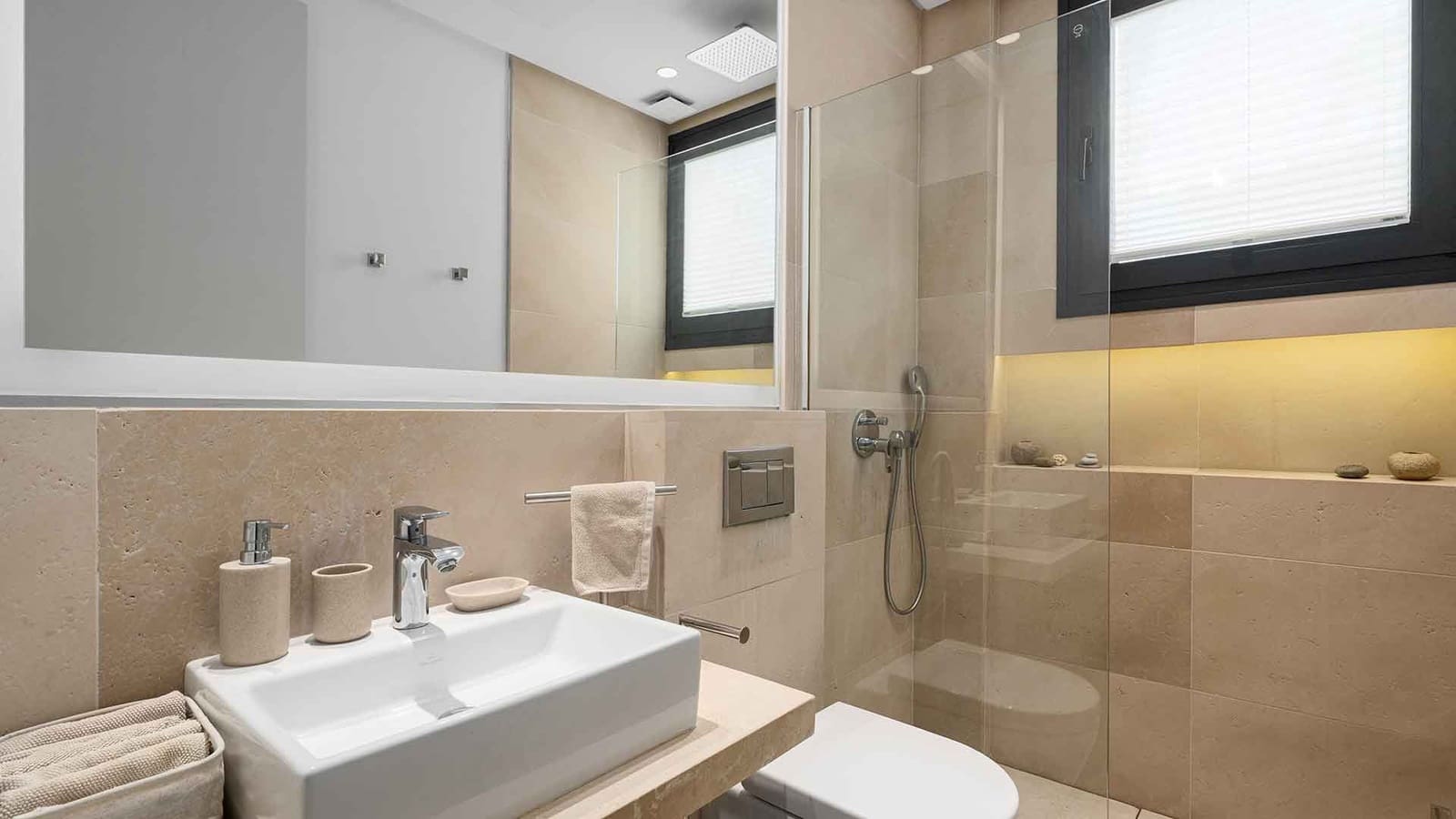 6 sypialnia Willa na sprzedaż w Nueva Andalucia z basenem - 3 980 000 € (Ref: 9625799)