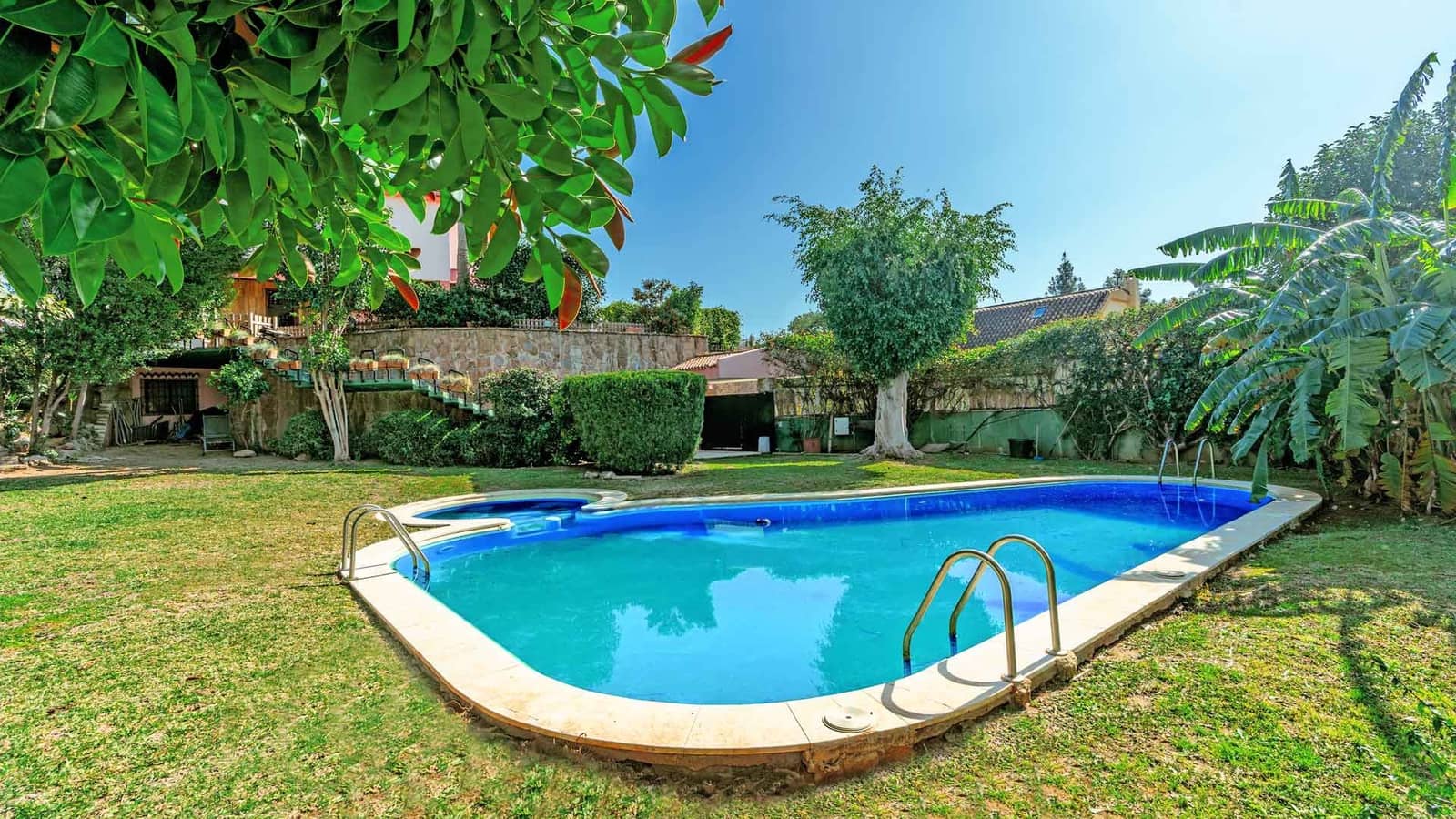 5 slaapkamer Villa te koop in Marbella met zwembad - € 2.350.000 (Ref: 9630140)