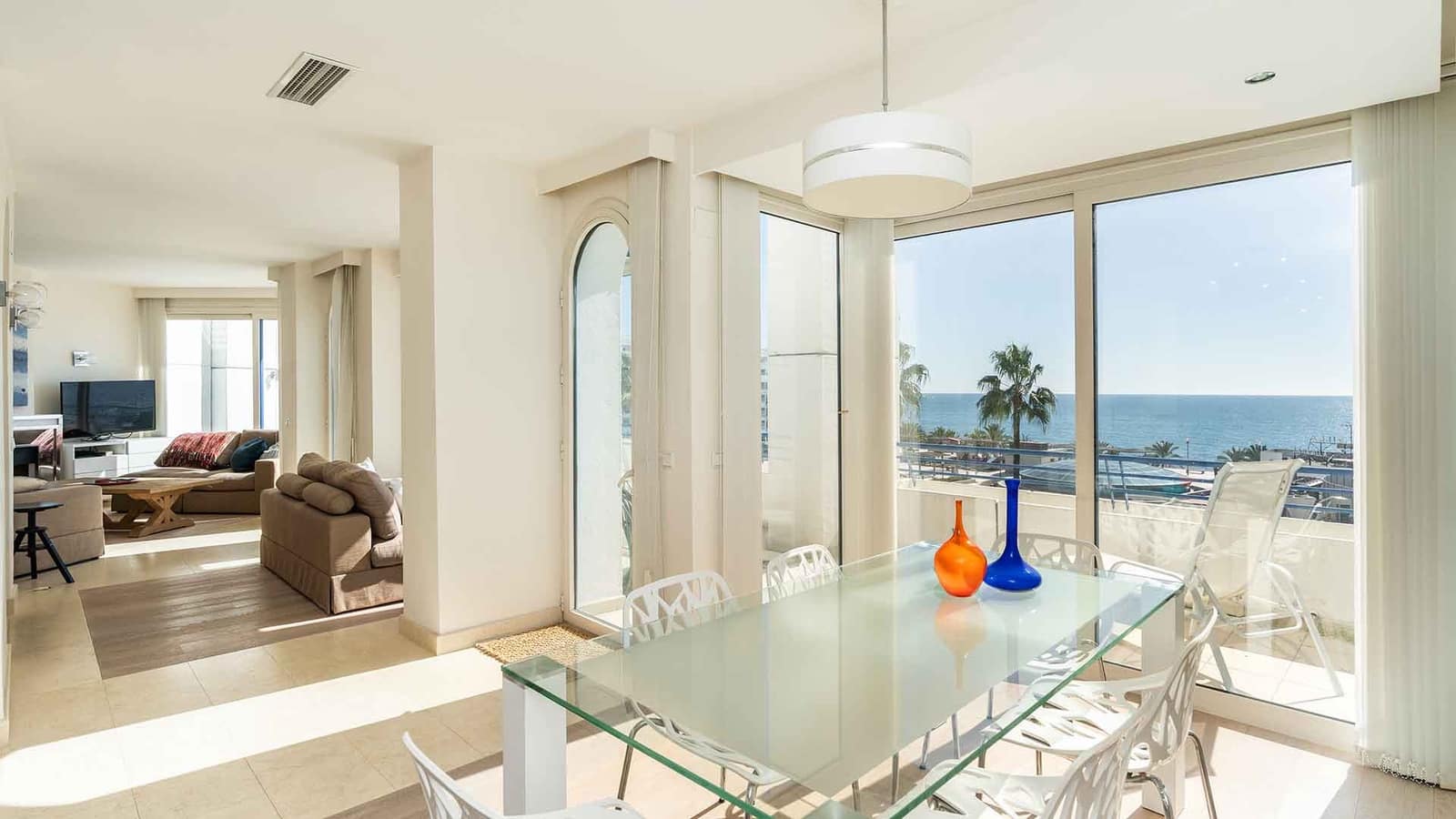 Ático de 4 habitaciones en Marbella en venta con piscina - 1.700.000 € (Ref: 9630141)